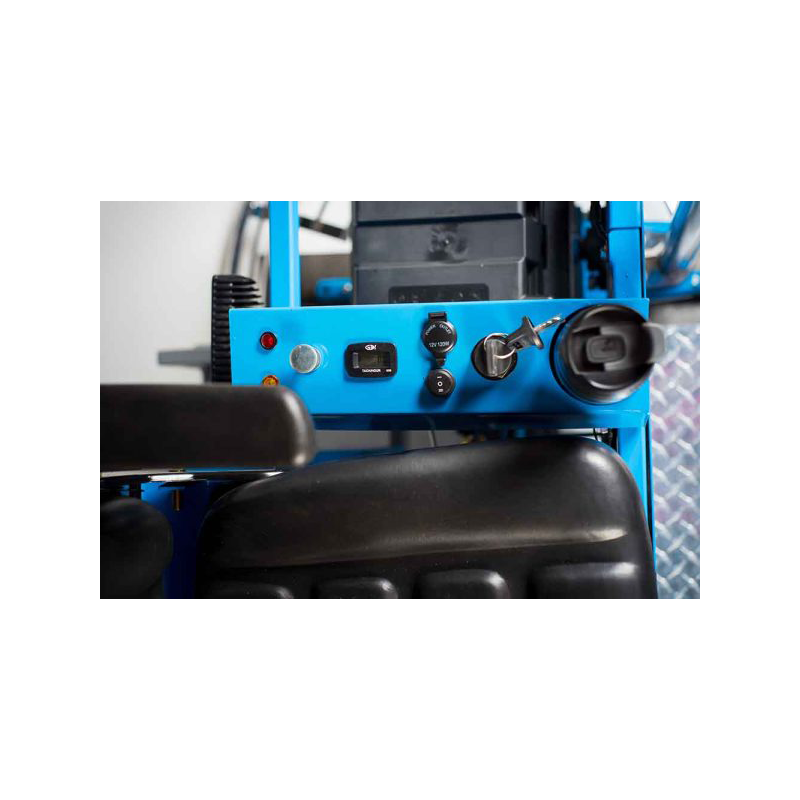 Bartell_Global_Titan_78_Ride_on_Trowel_Close_Up_Ignition_View