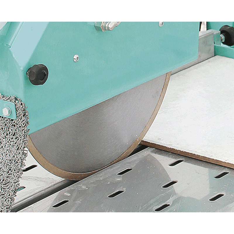 IMER_USA_Combicut_350_iPower_Overhead_Rail_Saw_Blade_Close_up_View