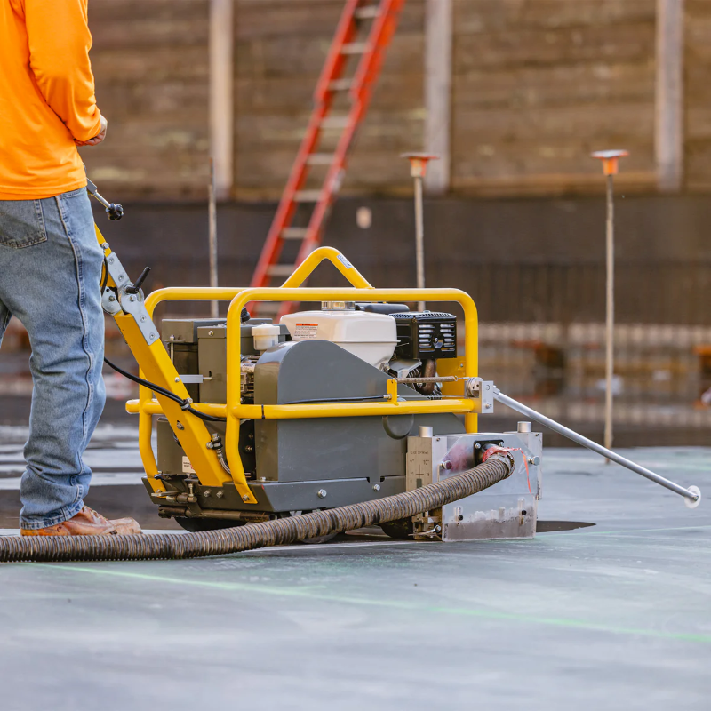 Tomahawk_Power_TFS10H_10_inch_Early_Entry_Concrete_Saw_Outdoor_Image_2