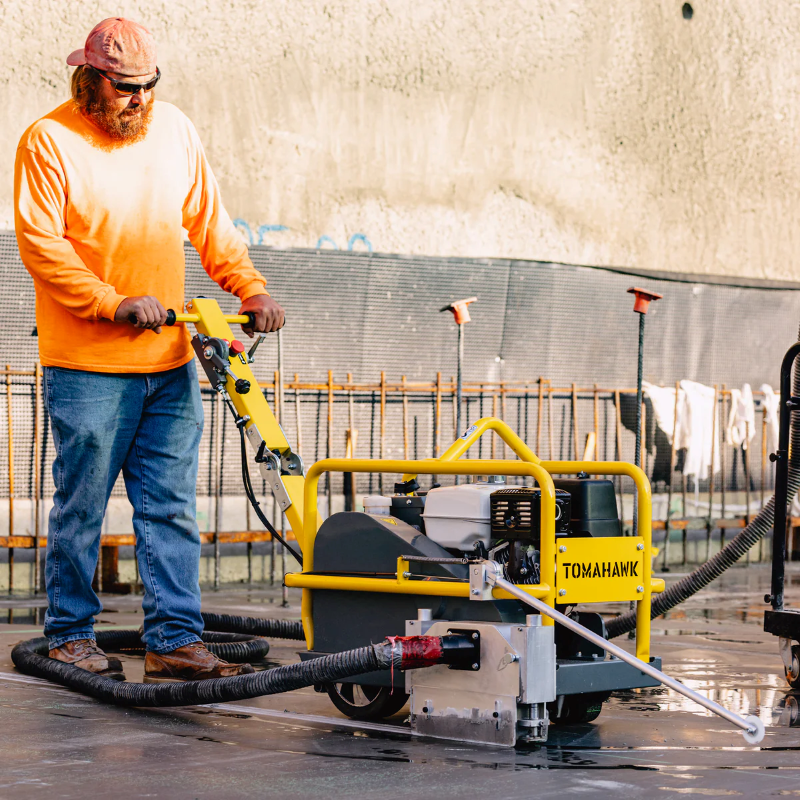 Tomahawk_Power_TFS10H_10_inch_Early_Entry_Concrete_Saw_Outdoor_Image_3