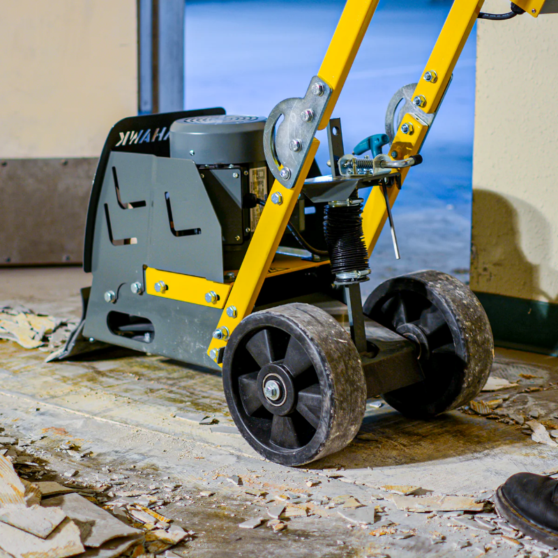 Tomahawk_Power_TSCP8_Electric_Floor_Scraper_Indoor_Image_3