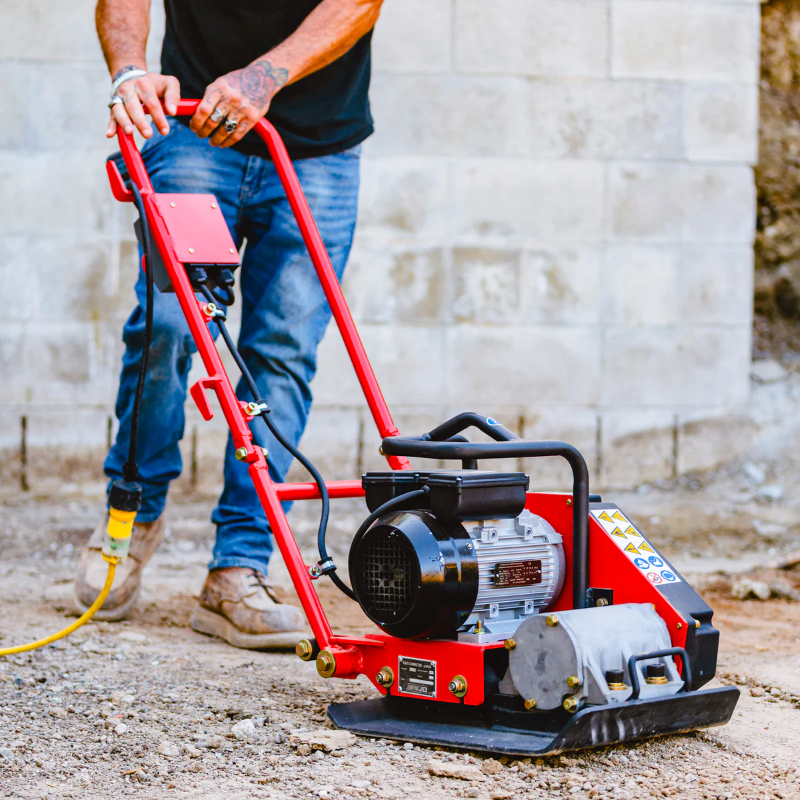 Tomahawk_Power_eJXPC50_Electric_Plate_Compactor_Outdoor_View